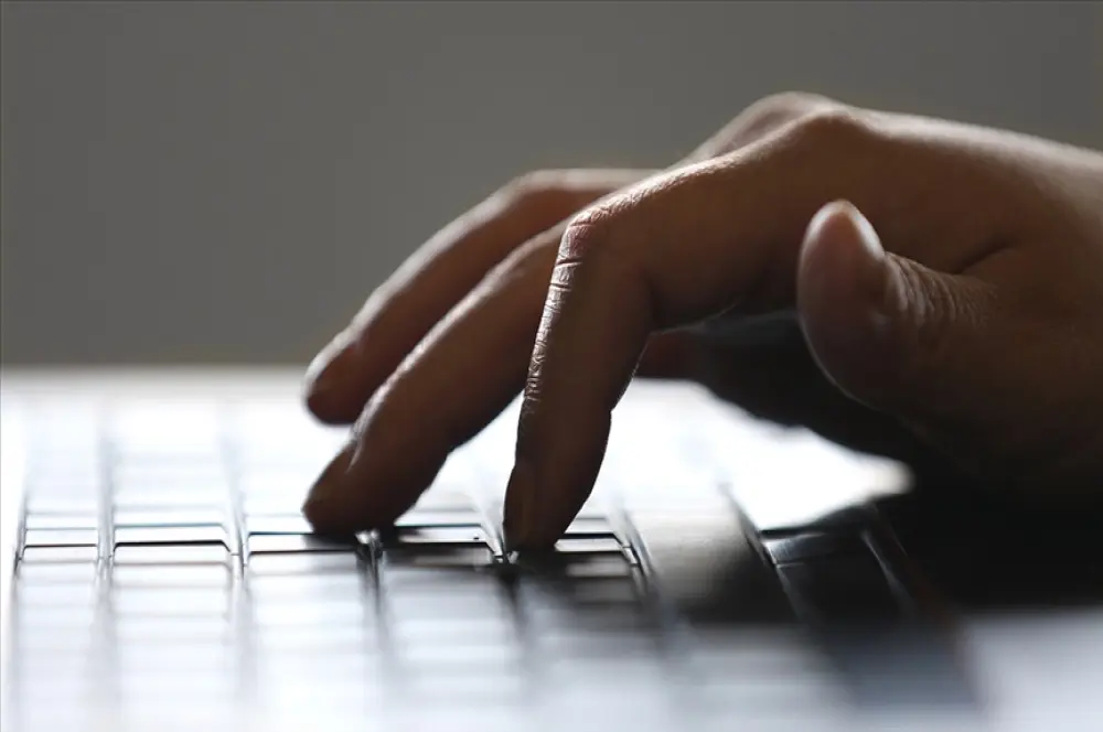 Bazı internet siteleri ve mobil uygulamalar ‘aldatıcı tasarım’ kullanıyor Bazı internet siteleri ve mobil uygulamalar ‘aldatıcı tasarım’ kullanıyor