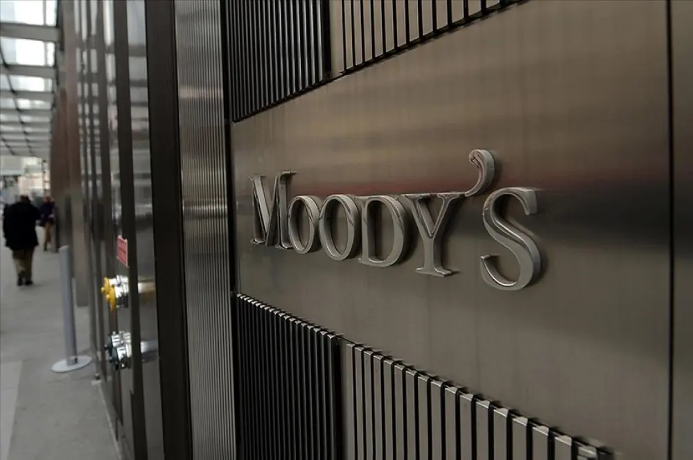 Moody's, Türkiye'nin kredi notunu iki kademe artırdı Moody's, Türkiye'nin kredi notunu iki kademe artırdı