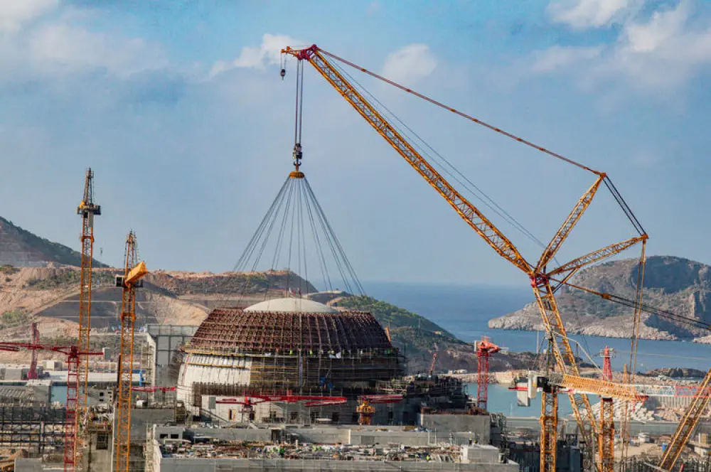 Akkuyu NGS'nin birinci ünitesinde dış koruma kabuğunun alt kısmı montajlandı Akkuyu NGS'nin birinci ünitesinde dış koruma kabuğunun alt kısmı montajlandı