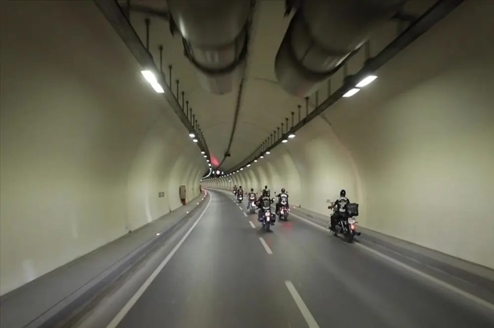 Her 5 motorlu kara taşıtın biri motosiklet Her 5 motorlu kara taşıtın biri motosiklet