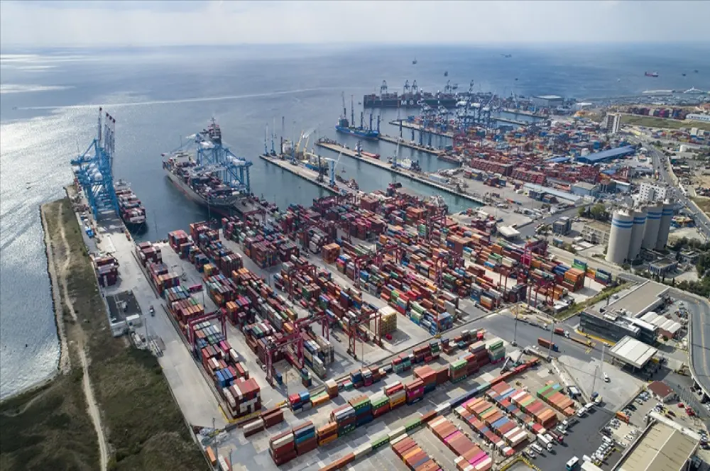 Yıllıklandırılmış dış ticaret açığı temmuzda 25 ayın en düşük seviyesinde Yıllıklandırılmış dış ticaret açığı temmuzda 25 ayın en düşük seviyesinde