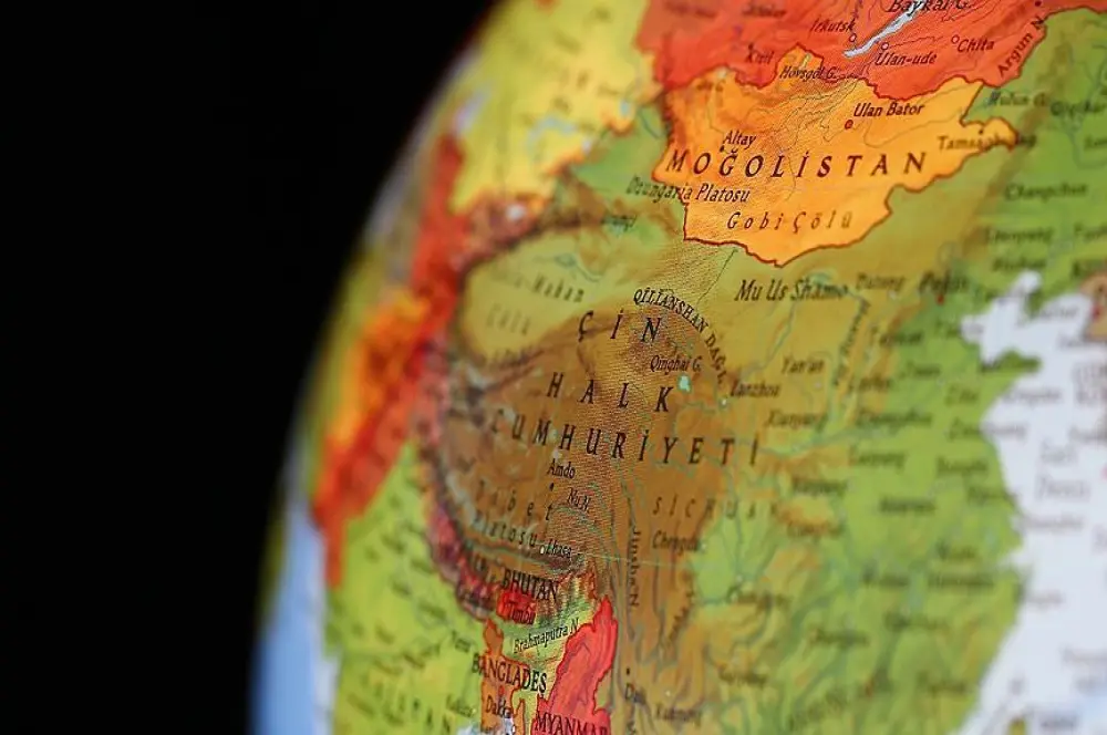Çin’in büyüme tahminleri düşüyor: Yatırım bankaları 2024 için revizyona gidiyor