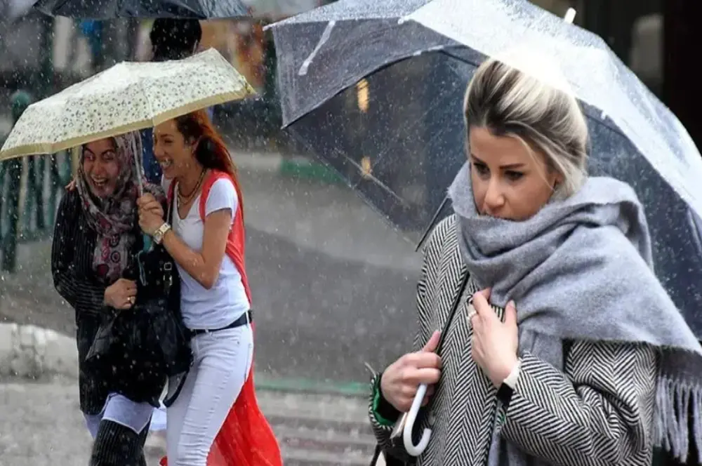 SON DAKİKA: Meteoroloji saat saat uyardı! Kuvvetli geliyor: İşte il il son durum SON DAKİKA: Meteoroloji saat saat uyardı! Kuvvetli geliyor: İşte il il son durum