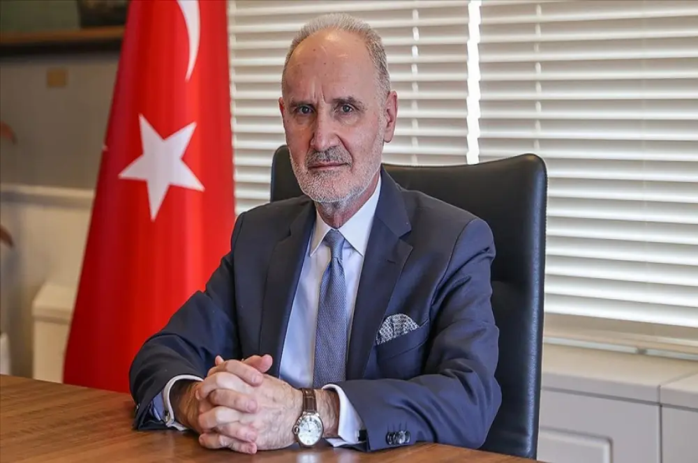 İTO Başkanı Avdagiç'ten Daron Acemoğlu'na tebrik mesajı İTO Başkanı Avdagiç'ten Daron Acemoğlu'na tebrik mesajı