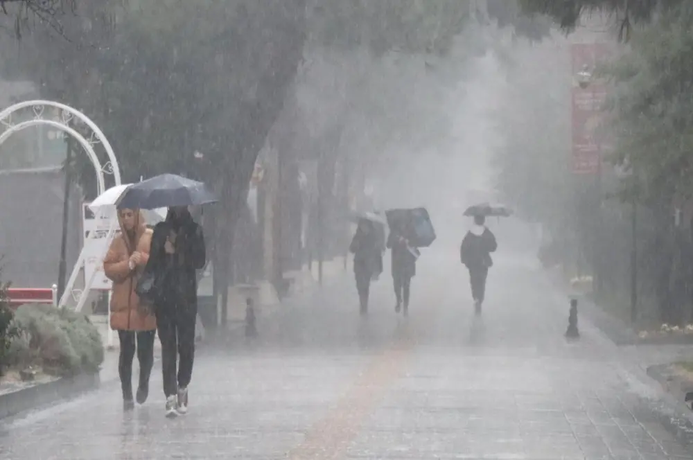 METEOROLOJİ'DEN SON DAKİKA UYARISI: Sıcaklıklar 6-12 derece azalacak! METEOROLOJİ'DEN SON DAKİKA UYARISI: Sıcaklıklar 6-12 derece azalacak!