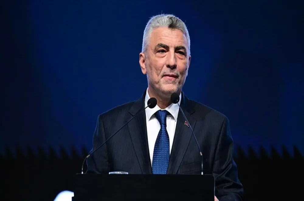 Bakan Bolat ‘Psikolojik eşiği aşacağız’ diyerek 2025 hedefini açıkladı Bakan Bolat ‘Psikolojik eşiği aşacağız’ diyerek 2025 hedefini açıkladı