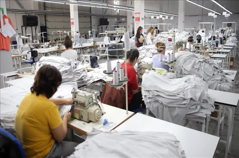 Bakan Işıkhan açıkladı: Kayıt dışı istihdama 1 milyar 609 milyon lira ceza Bakan Işıkhan açıkladı: Kayıt dışı istihdama 1 milyar 609 milyon lira ceza