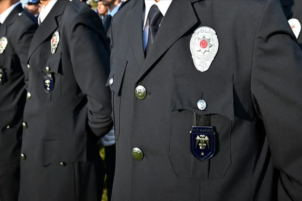 Bakan Yerlikaya’dan müjde: 12 bin polis memuru alınacak Bakan Yerlikaya’dan müjde: 12 bin polis memuru alınacak