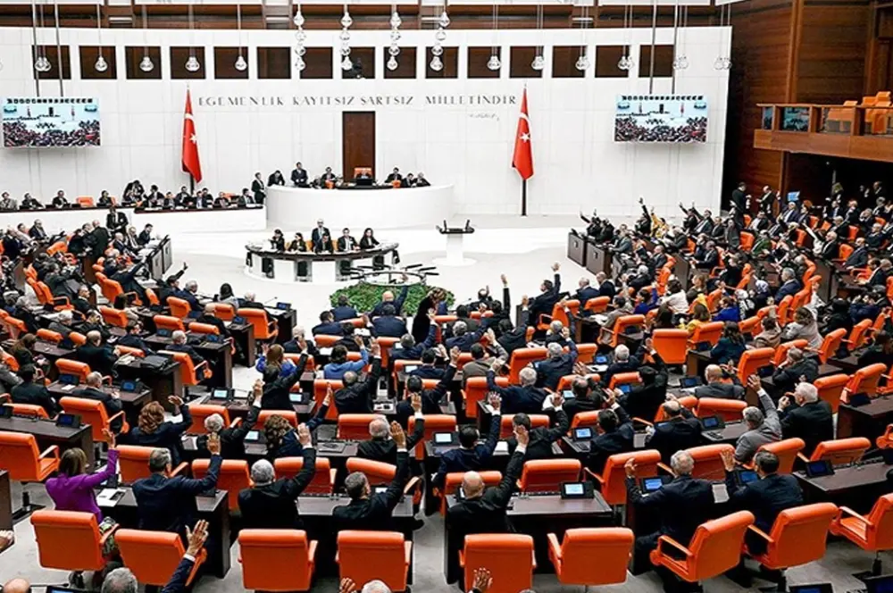 SON DAKİKA: Devlet Memurları Kanunu değişiyor! Teklif TBMM'ye sunuldu SON DAKİKA: Devlet Memurları Kanunu değişiyor! Teklif TBMM'ye sunuldu