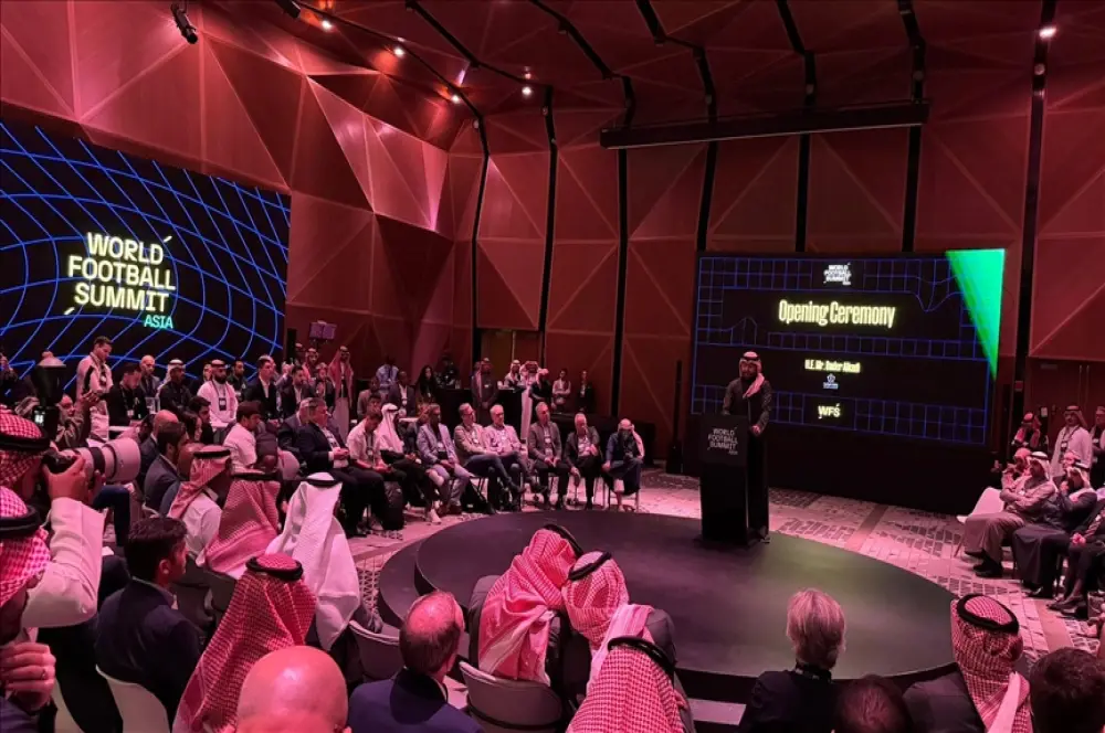 Suudi Arabistan'daki Dünya Futbol Zirvesi başladı Suudi Arabistan'daki Dünya Futbol Zirvesi başladı