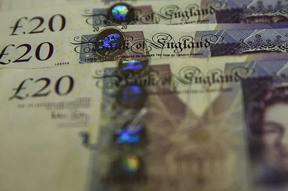 Sterlin Euro karşısında 1,5 haftanın en yüksek seviyesini gördü Sterlin Euro karşısında 1,5 haftanın en yüksek seviyesini gördü
