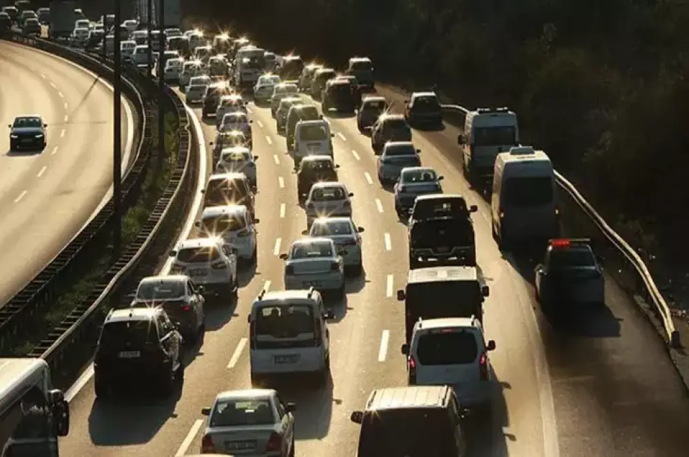 MTV ZAM ORANI AÇIKLANDI: Motorlu Taşıtlar Vergisi 2025 yılında kaç lira olacak? MTV ZAM ORANI AÇIKLANDI: Motorlu Taşıtlar Vergisi 2025 yılında kaç lira olacak?