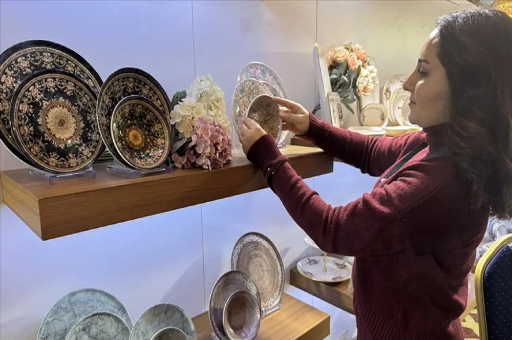 Türk dizisi izlenen ülkede züccaciyeye ilgi artıyor Türk dizisi izlenen ülkede züccaciyeye ilgi artıyor