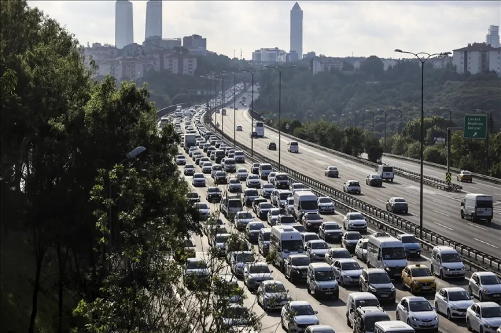 Trafiğe kasımda 188 bin 966 taşıtın kaydoldu Trafiğe kasımda 188 bin 966 taşıtın kaydoldu