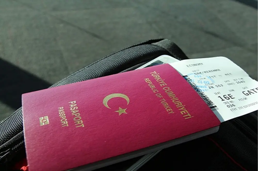 SON DAKİKA: Yurt dışına çıkacaklar dikkat! 2025'te geçerli olacak: GİB 'SMS' ile bildirdi SON DAKİKA: Yurt dışına çıkacaklar dikkat! 2025'te geçerli olacak: GİB 'SMS' ile bildirdi