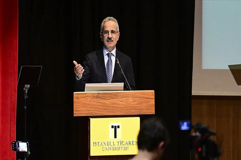 Bakan Uraloğlu'ndan İstanbul açıklaması: 1004 km metro hattı lazım Bakan Uraloğlu'ndan İstanbul açıklaması: 1004 km metro hattı lazım