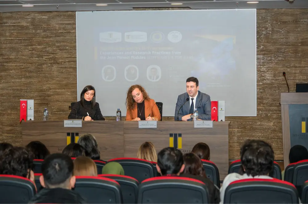 Jean Monnet Modülünde gündem: Dijitalleşme ve AB projeleri Jean Monnet Modülünde gündem: Dijitalleşme ve AB projeleri