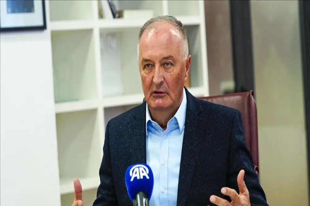 Zukan Helez: Türkiye'den Bayraktar TB2 ve Kirpi II alacağız Zukan Helez: Türkiye'den Bayraktar TB2 ve Kirpi II alacağız