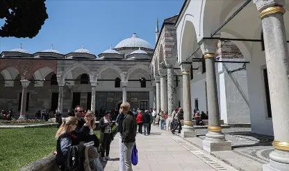 Milli Saraylar 2024 yılında 8 milyon 709 bin turisti ağırladı Milli Saraylar 2024 yılında 8 milyon 709 bin turisti ağırladı