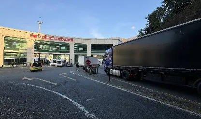Sarp Sınır Kapısı'nda tarihi rekor: Günlük 1430 tır geçiş yaptı Sarp Sınır Kapısı'nda tarihi rekor: Günlük 1430 tır geçiş yaptı