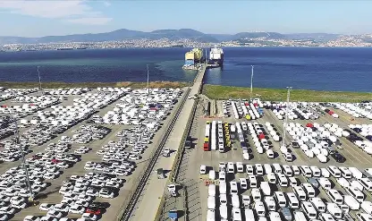 Otomotiv sektörü 2024'ü 37 milyar dolar ihracatla kapattı Otomotiv sektörü 2024'ü 37 milyar dolar ihracatla kapattı