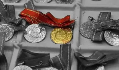 Altın fiyatları düşecek mi yükselecek mi?
