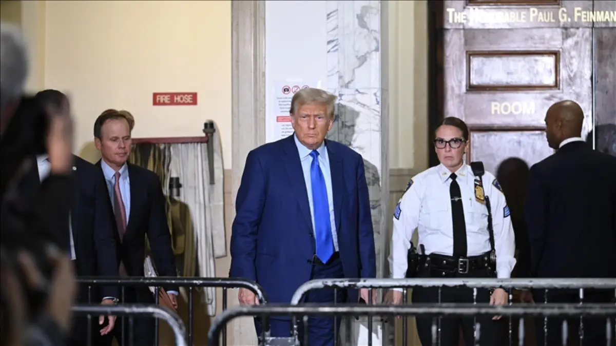 Trump’ın ‘sus payı’ davasında karar çıktı Trump’ın ‘sus payı’ davasında karar çıktı