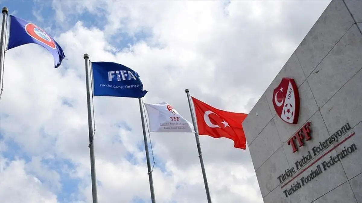 SON DAKİKA: TFF'den harcama limitleri için yeni karar: İptal edildi! SON DAKİKA: TFF'den harcama limitleri için yeni karar: İptal edildi!