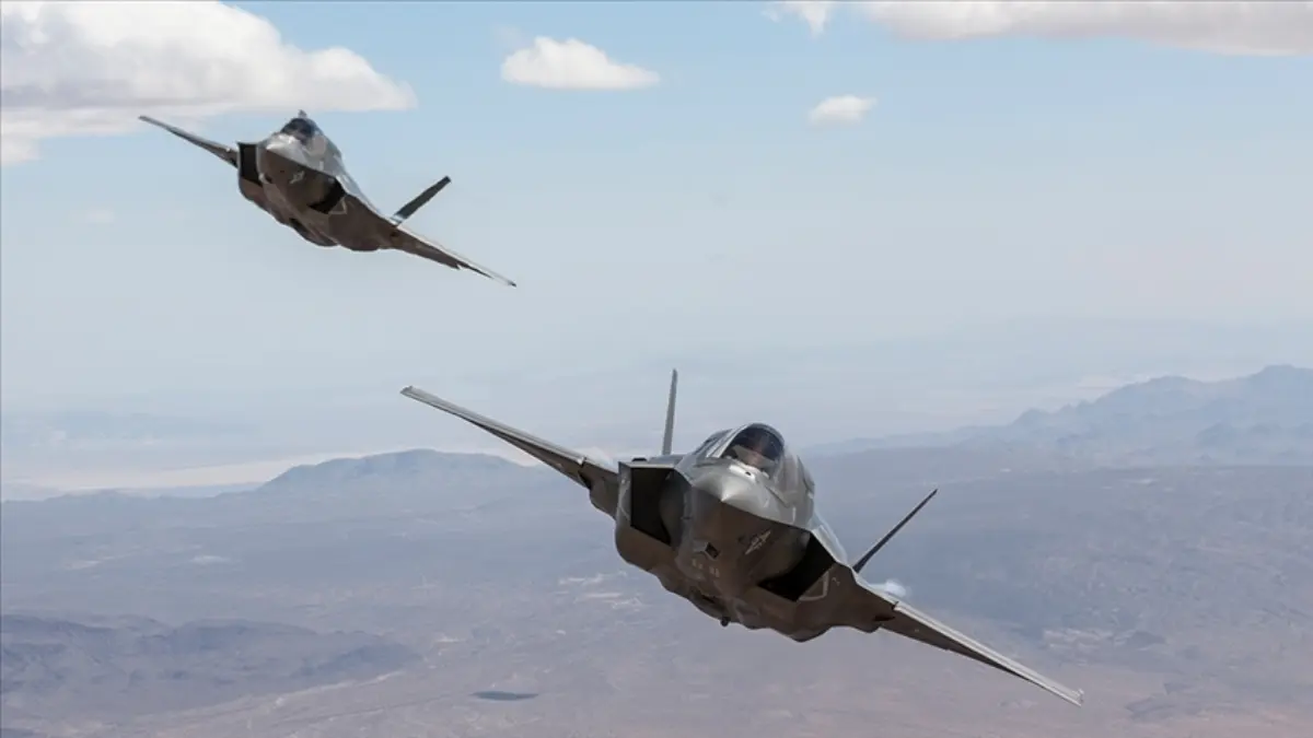 SON DAKİKA! Polonya semalarında NATO-Rusya dalaşı: F-35’ler havalandı SON DAKİKA! Polonya semalarında NATO-Rusya dalaşı: F-35’ler havalandı