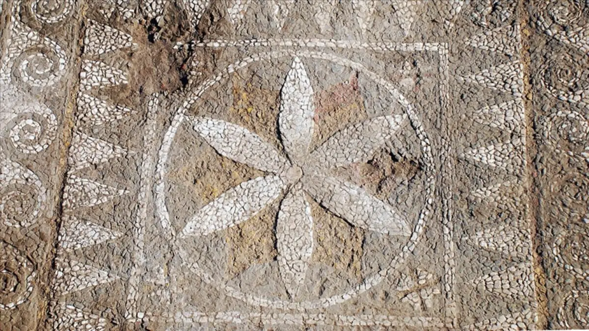 Assos'ta bulundu: Tam 1800 yıllık: Döneminin ileri gelen ailesine ait! Assos'ta bulundu: Tam 1800 yıllık: Döneminin ileri gelen ailesine ait!
