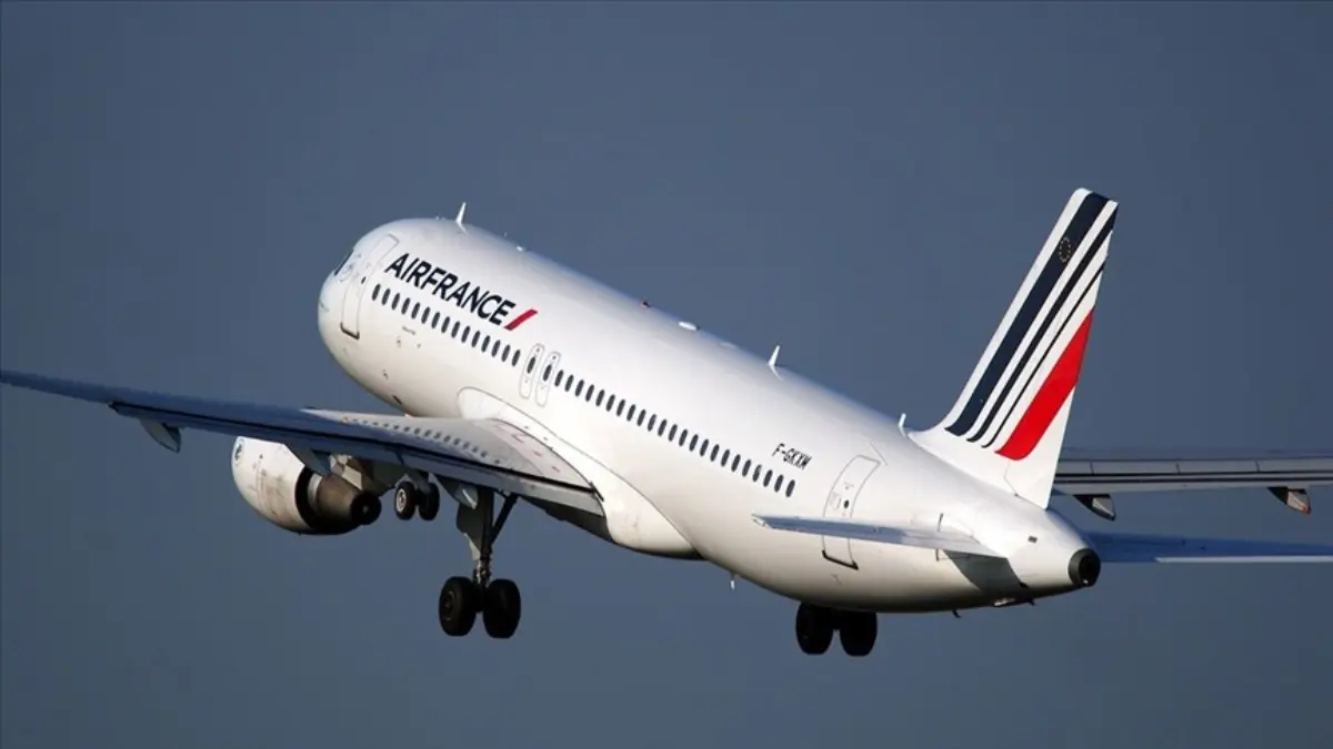 Air France açıkladı: 1 Şubat’tan itibaren Beyrut seferleri başlıyor Air France açıkladı: 1 Şubat’tan itibaren Beyrut seferleri başlıyor