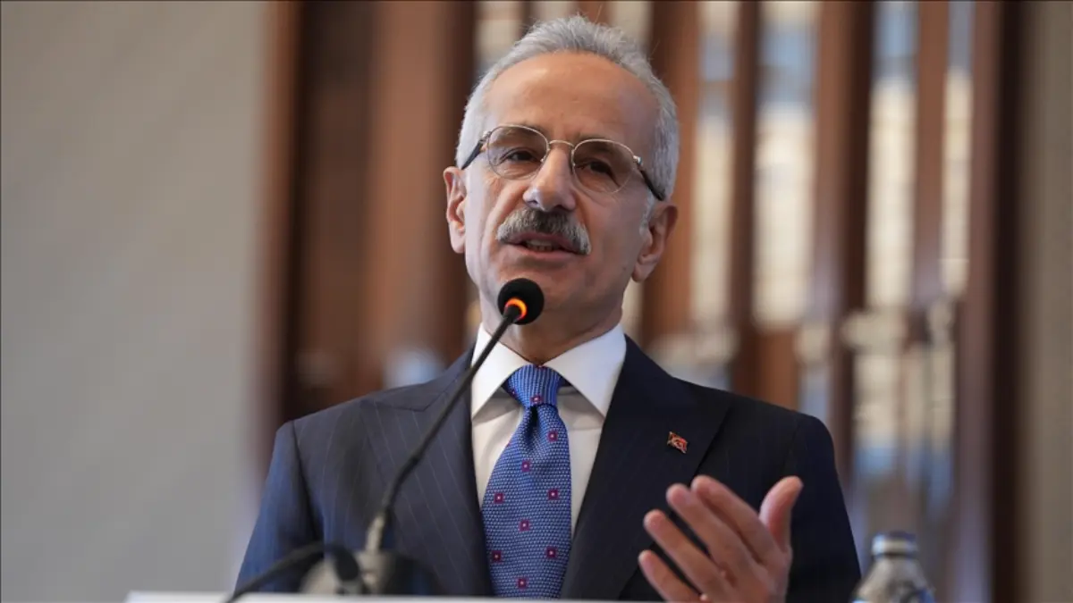 Bakan Uraloğlu, ulaşım sektöründeki son gelişmeleri Cenevre'de değerlendirecek Bakan Uraloğlu, ulaşım sektöründeki son gelişmeleri Cenevre'de değerlendirecek