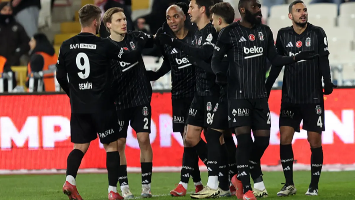 Trendyol Süper Lig: Beşiktaş - Trabzonspor maçı ne zaman, saat kaçta, hangi kanalda? Trendyol Süper Lig: Beşiktaş - Trabzonspor maçı ne zaman, saat kaçta, hangi kanalda?