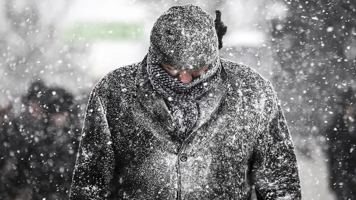 METEOROLOJİ SON DAKİKA: Kar yeniden dönüyor! Sıcaklıklar 10 derece birden düşecek! İstanbul ve Ankara için uyarı METEOROLOJİ SON DAKİKA: Kar yeniden dönüyor! Sıcaklıklar 10 derece birden düşecek! İstanbul ve Ankara için uyarı