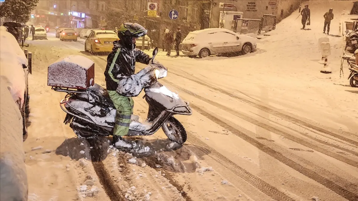 SON DAKİKA: İstanbul'da motosiklet ve motokurye için yeni karar! 'Önem arz etmektedir' SON DAKİKA: İstanbul'da motosiklet ve motokurye için yeni karar! 'Önem arz etmektedir'