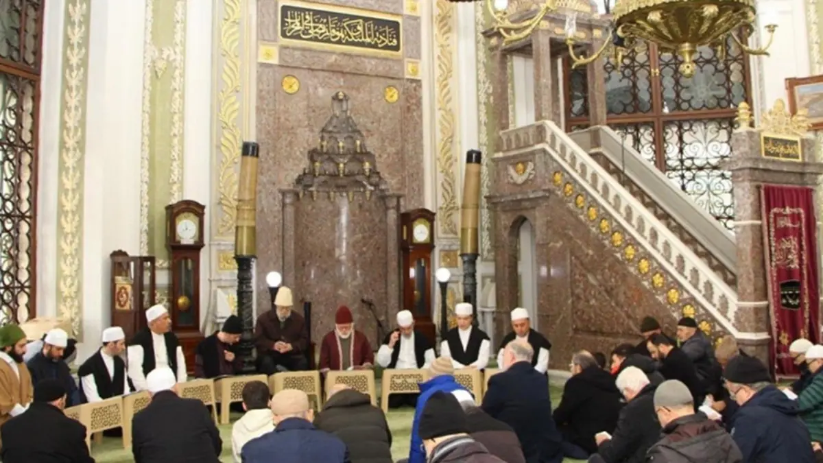 Mi'raciye geleneği Hırka-i Şerif Camii'nde yaşatıldı Mi'raciye geleneği Hırka-i Şerif Camii'nde yaşatıldı