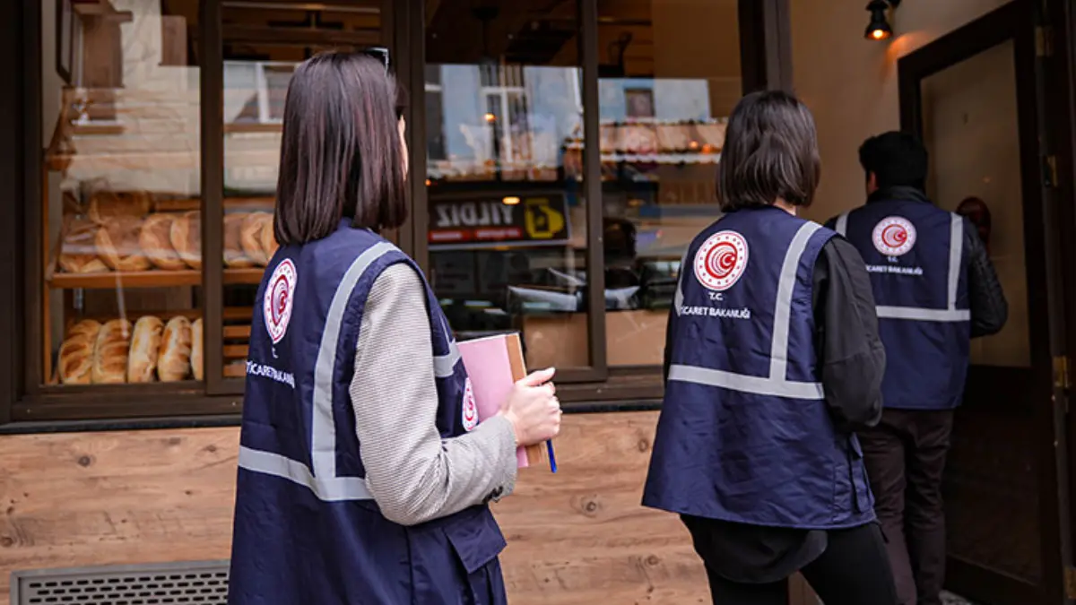 Ramazan ayı öncesi fırın denetimleri hızlandı: Ticaret Bakanlığı fiyatları karşılaştırıyor Ramazan ayı öncesi fırın denetimleri hızlandı: Ticaret Bakanlığı fiyatları karşılaştırıyor