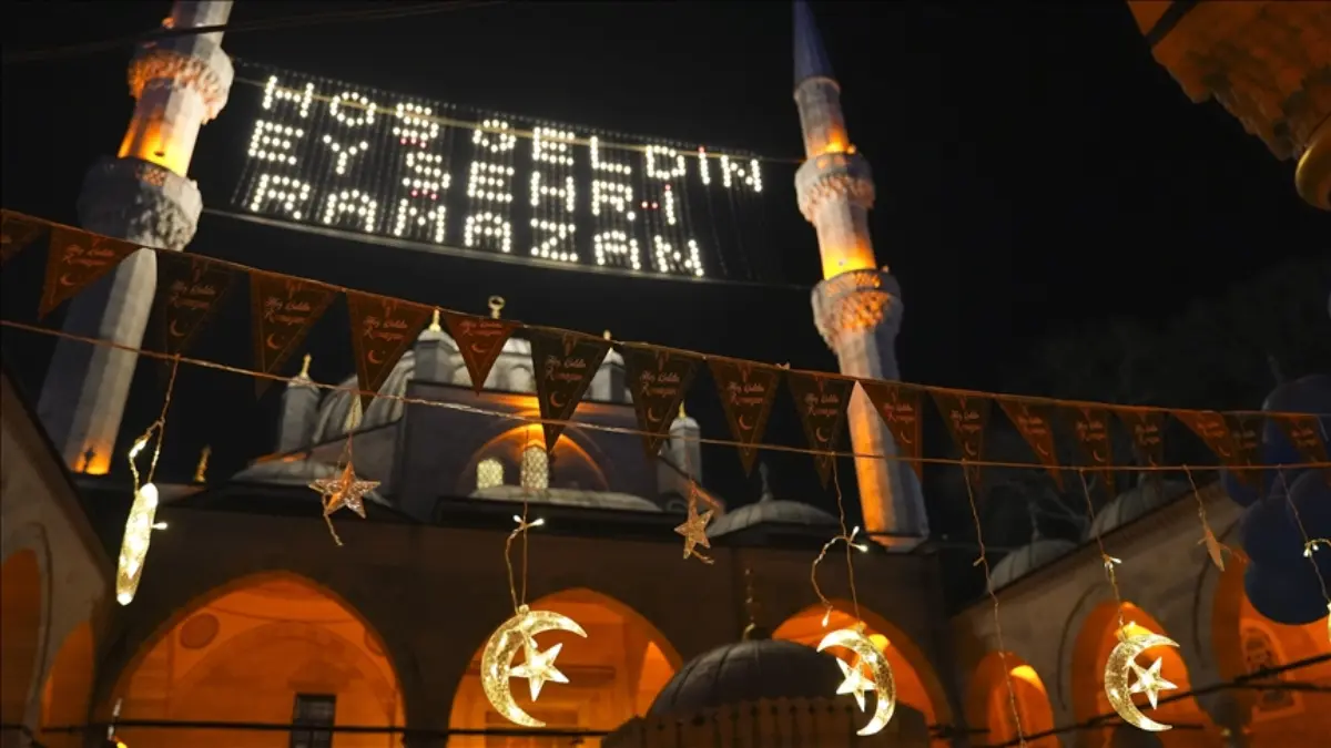Markalar ve şirket yöneticilerinden ramazan mesajları Markalar ve şirket yöneticilerinden ramazan mesajları