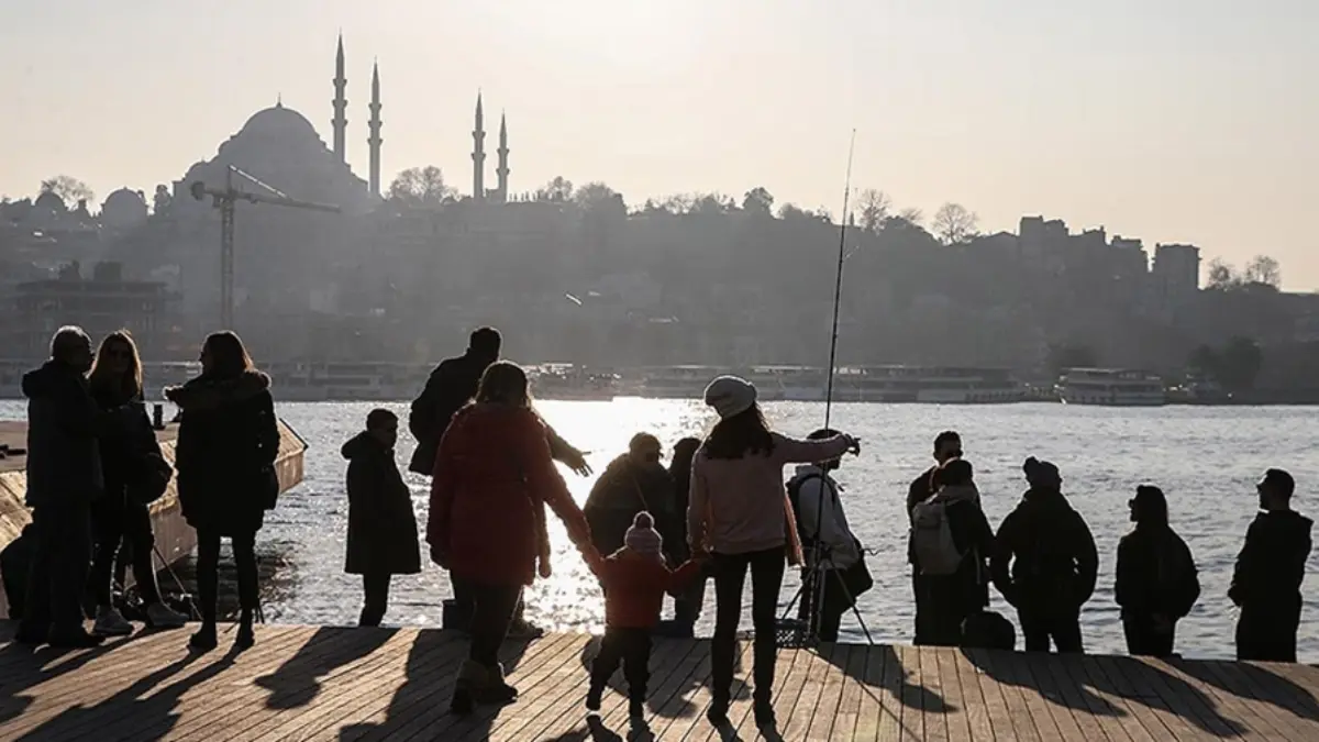 Ramazan ayında bahar havası: İstanbul'da sıcaklık 15 dereceye çıkacak Ramazan ayında bahar havası: İstanbul'da sıcaklık 15 dereceye çıkacak