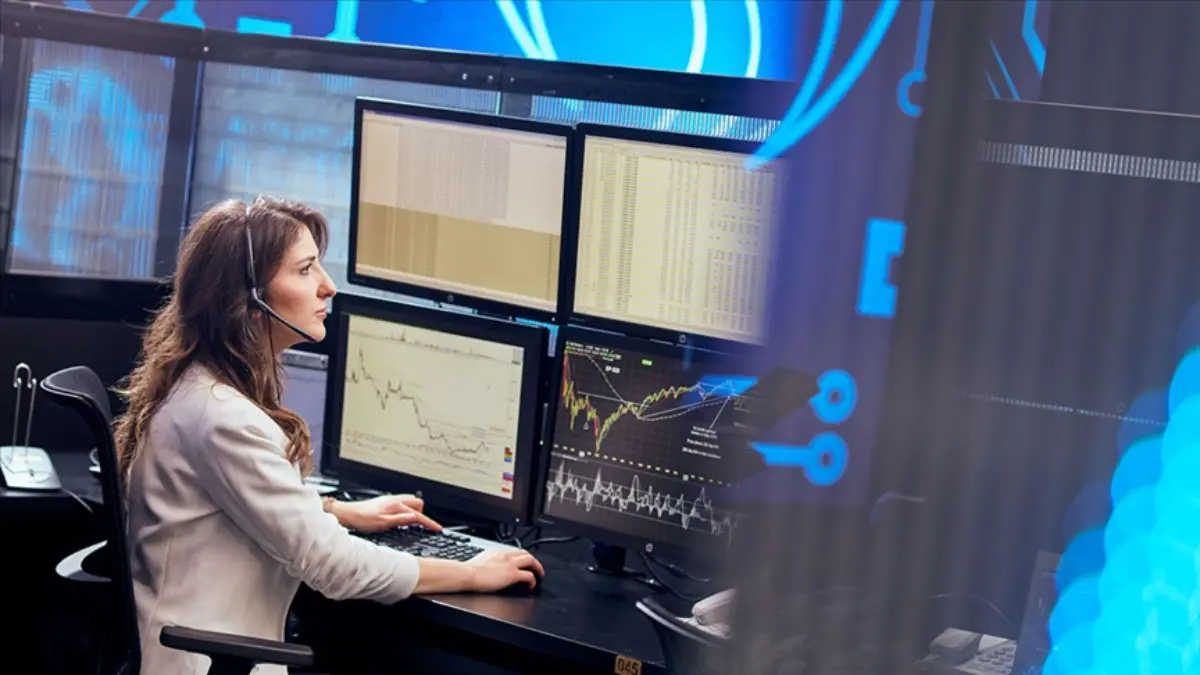 Borsa günün ilk yarısında yüzde 3,81 değer kazandı