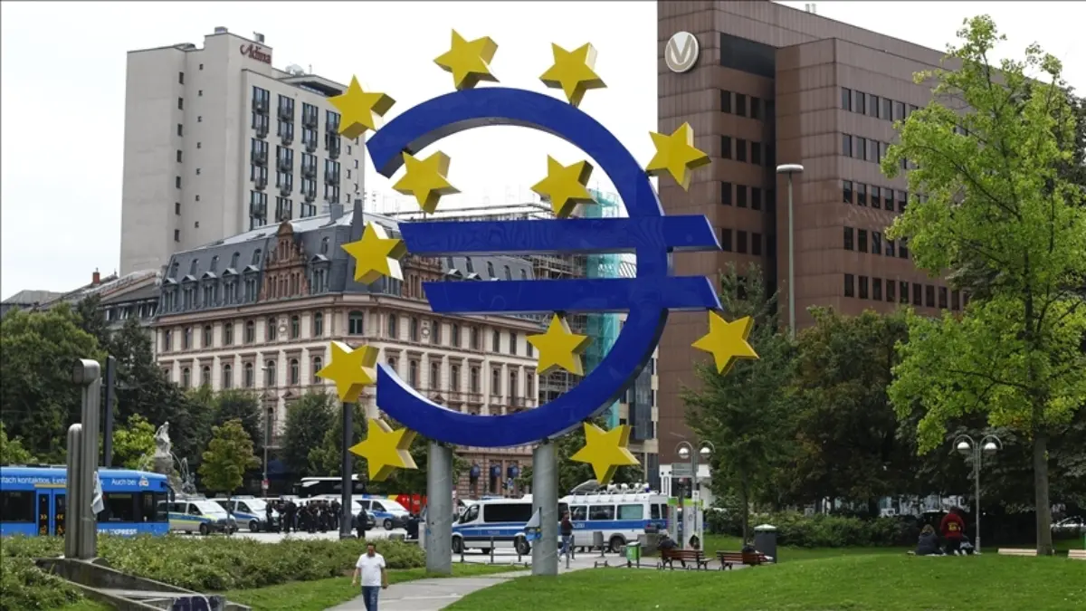 Euro Bölgesi'nde işsizlik rakamları sabit kaldı Euro Bölgesi'nde işsizlik rakamları sabit kaldı