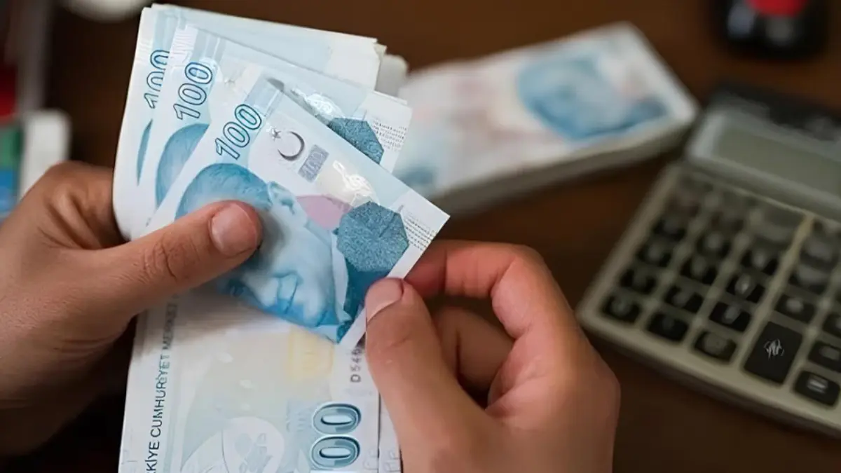 EMEKLİ İKRAMİYESİ SON DAKİKA: Meclis'e sunuluyor! 3000 TL bayram ikramiyesi ne kadar olacak?