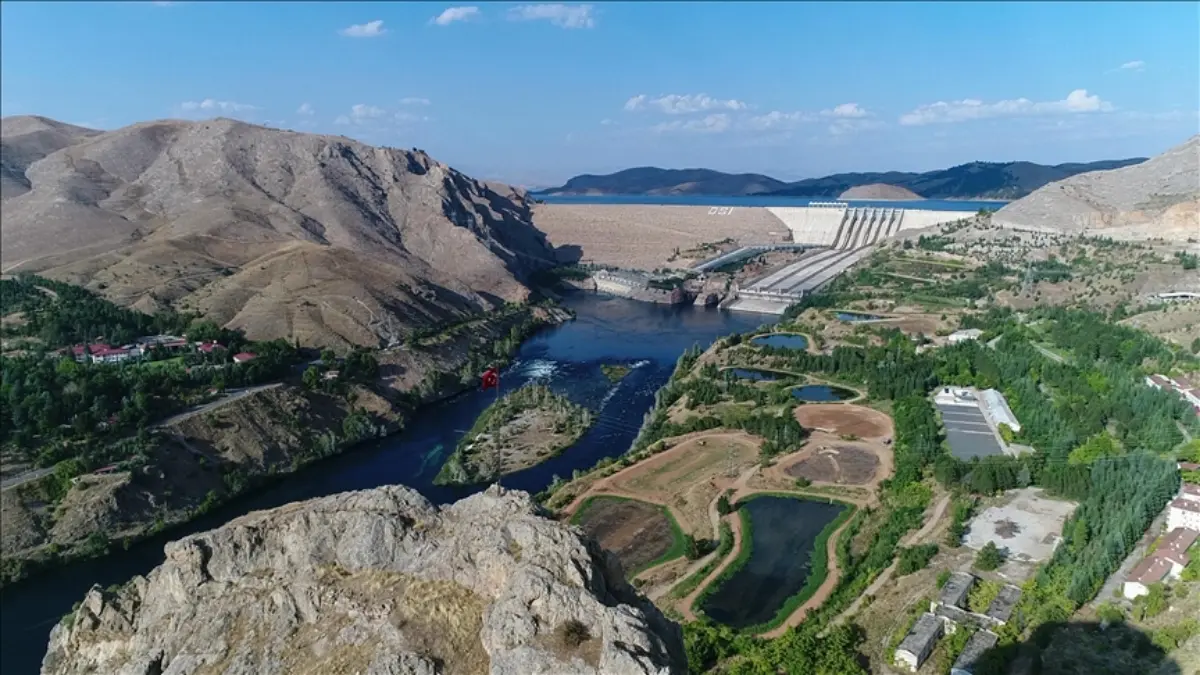 Hidroelektrik santralleri temiz enerjide zirvede Hidroelektrik santralleri temiz enerjide zirvede