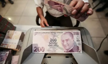 Emekli bayram ikramiyesi 15,5 milyon kişiye ödenecek Emekli bayram ikramiyesi 15,5 milyon kişiye ödenecek