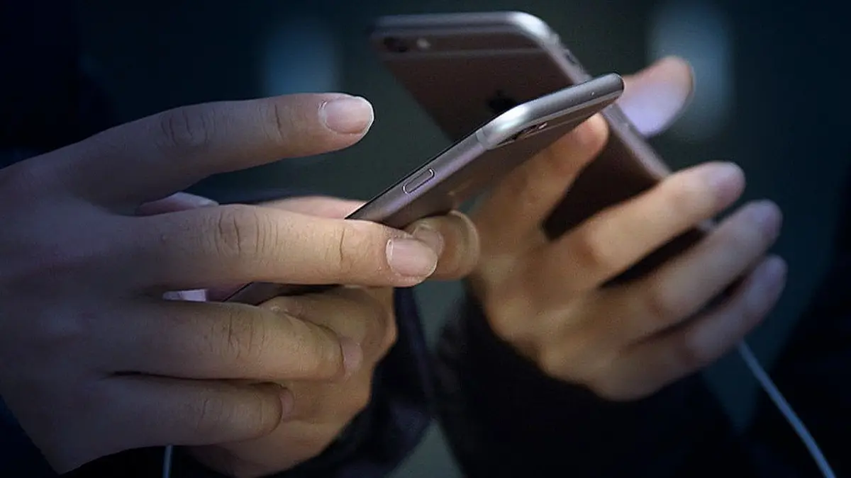 SON DAKİKA: Cep telefonlarına 7 yıl parça garantisi geliyor! BTK'dan yeni adım: 45 kez düşmeye dayanıklı olacak SON DAKİKA: Cep telefonlarına 7 yıl parça garantisi geliyor! BTK'dan yeni adım: 45 kez düşmeye dayanıklı olacak
