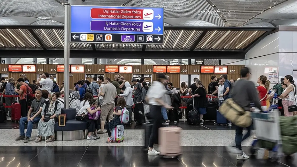 Sabiha Gökçen bayram yoğunluğuna hazır: 1.2 milyon yolcu bekleniyor Sabiha Gökçen bayram yoğunluğuna hazır: 1.2 milyon yolcu bekleniyor