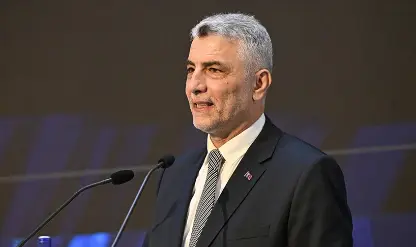Ticaret Bakanı Bolat: Dış ticaret açığı 42,8 milyar dolar geriledi Ticaret Bakanı Bolat: Dış ticaret açığı 42,8 milyar dolar geriledi