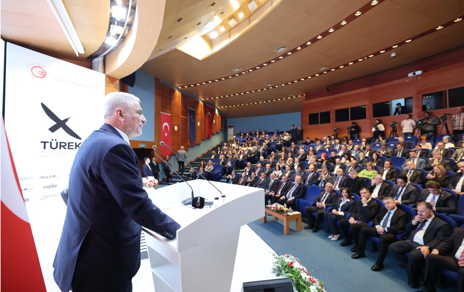 Merkez ofisi İstanbul’da kurulan ve tüm faaliyetleri İstanbul merkezli koordine edilecek olan TÜREK’in sözcülüğünü kuruluş sürecinin ilk iki yılında Türkiye üstlenecek, ardından bu görev Azerbaycan’a devredilecek. Daha sonraki yıllarda ise üye ülkeler arasında dönüşümlü olarak sürdürülecek. Birliğin faaliyetleri, başta Türkiye, Azerbaycan, Kuzey Kıbrıs Türk Cumhuriyeti olmak üzere Kazakistan, Özbekistan, Kırgızistan ve Türkmenistan ile tüm Türk Devletleri küresel Türk diasporasını kapsayacak şekilde genişletilecek.
