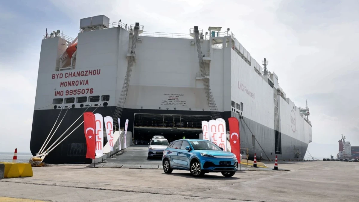 BYD'nin dev gemisi Türkiye'de! 7 bin araçla geldi BYD'nin dev gemisi Türkiye'de! 7 bin araçla geldi