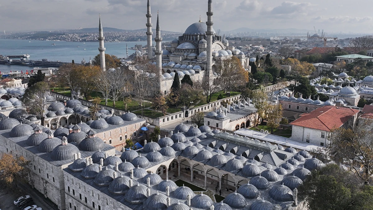 Tarihi Süleymaniye Darüşşifası yeniden hayat buluyor Tarihi Süleymaniye Darüşşifası yeniden hayat buluyor